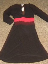 NWTS * STEPHEN & CASEY * Womens sz MEDIUM black DRESS with red trim in Bartlett, Illinois